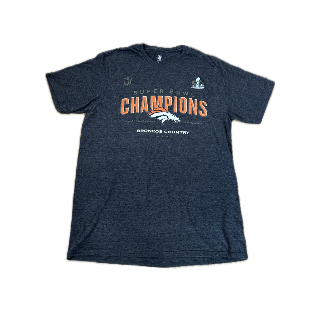 Pre-Owned Broncos Super Bowl Champion Shirt Size L