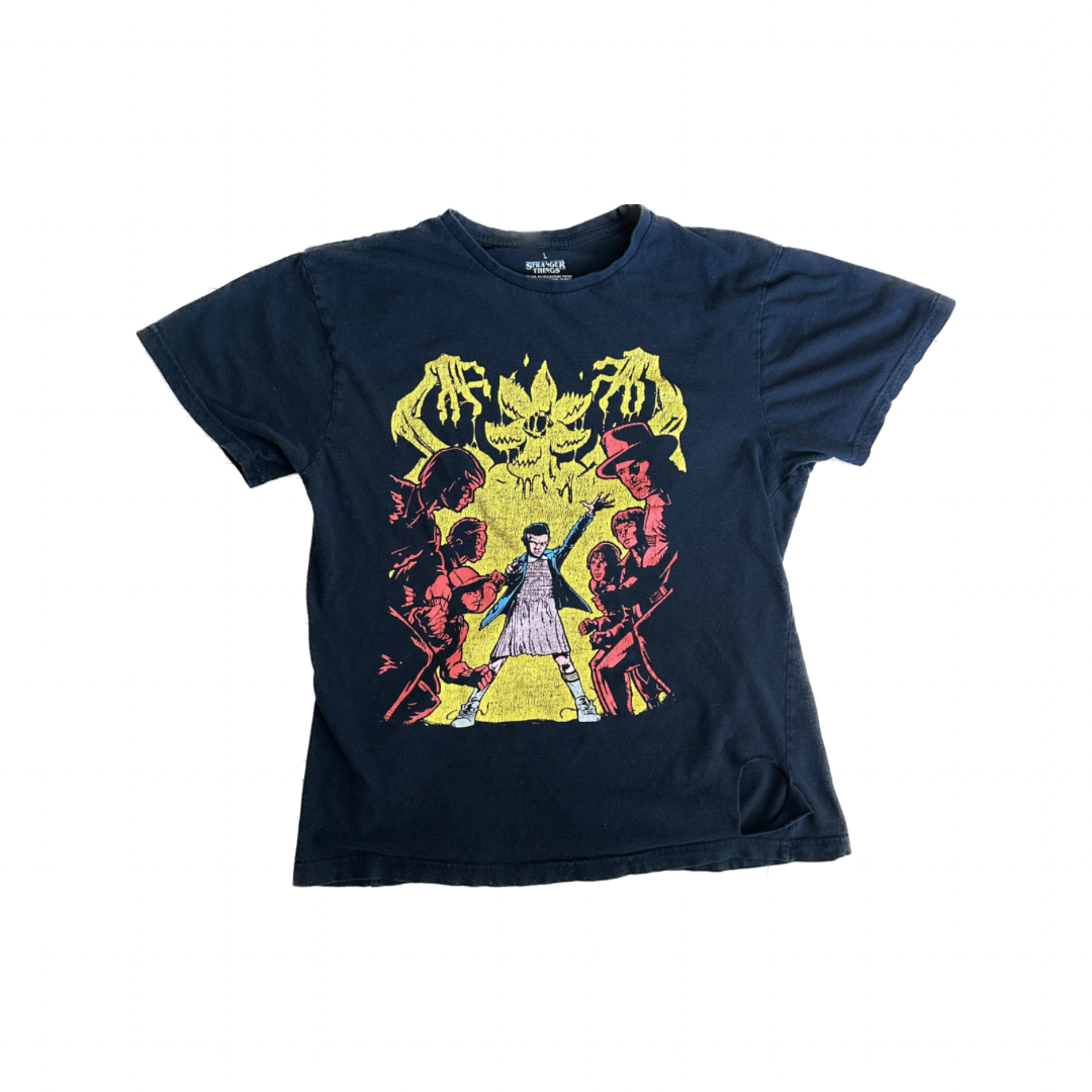 Pre-Owned Stranger Things Shirt Size L with hole