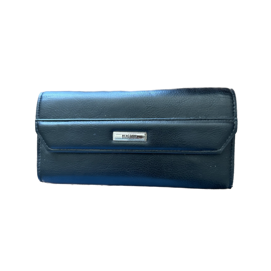 Pre-Owned Kenneth Cole Reaction